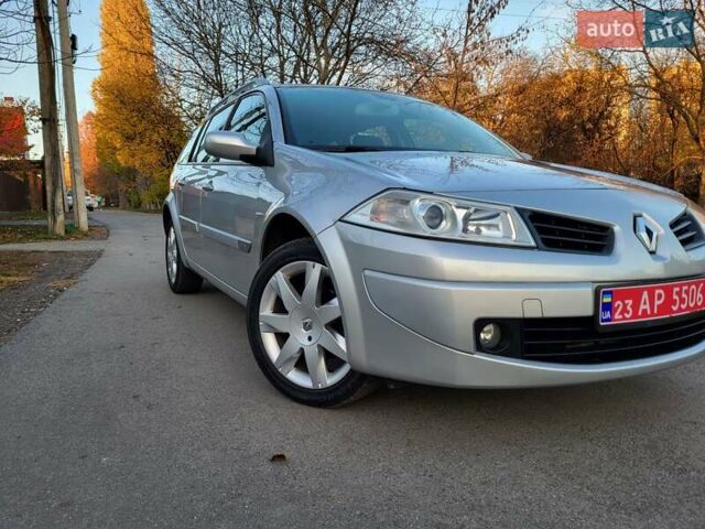Серый Рено Меган, объемом двигателя 1.6 л и пробегом 182 тыс. км за 5700 $, фото 1 на Automoto.ua