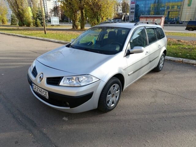 Серый Рено Меган, объемом двигателя 1.6 л и пробегом 210 тыс. км за 4560 $, фото 1 на Automoto.ua