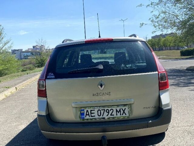 Серый Рено Меган, объемом двигателя 1.6 л и пробегом 278 тыс. км за 5000 $, фото 1 на Automoto.ua