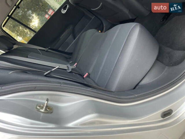 Серый Рено Меган, объемом двигателя 1.6 л и пробегом 196 тыс. км за 5500 $, фото 23 на Automoto.ua