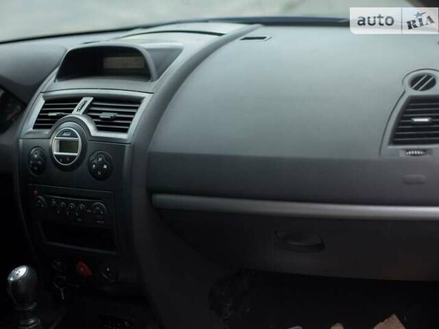 Сірий Рено Меган, об'ємом двигуна 0 л та пробігом 176 тис. км за 5600 $, фото 5 на Automoto.ua