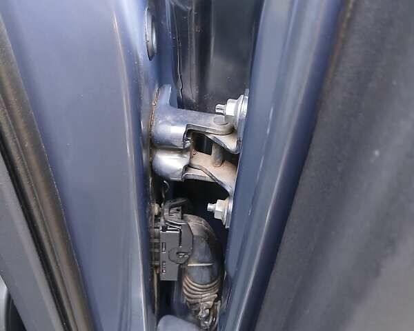 Рено Меган 2006 в Конотопе на Automoto.ua Серый Рено Меган, объемом двигателя 2 л и пробегом 219 тыс. км за 5600 $, фото 11 на Automoto.ua