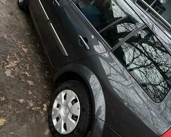 Сірий Рено Меган, об'ємом двигуна 1.5 л та пробігом 260 тис. км за 5200 $, фото 8 на Automoto.ua