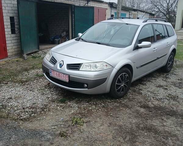 Сірий Рено Меган, об'ємом двигуна 1.6 л та пробігом 186 тис. км за 6000 $, фото 1 на Automoto.ua