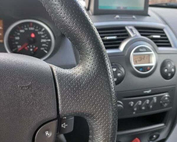 Сірий Рено Меган, об'ємом двигуна 1.6 л та пробігом 107 тис. км за 6999 $, фото 75 на Automoto.ua