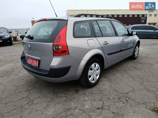 Серый Рено Меган, объемом двигателя 1.6 л и пробегом 215 тыс. км за 5700 $, фото 2 на Automoto.ua