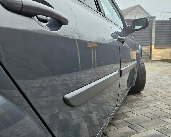 Серый Рено Меган, объемом двигателя 1.6 л и пробегом 257 тыс. км за 6500 $, фото 14 на Automoto.ua