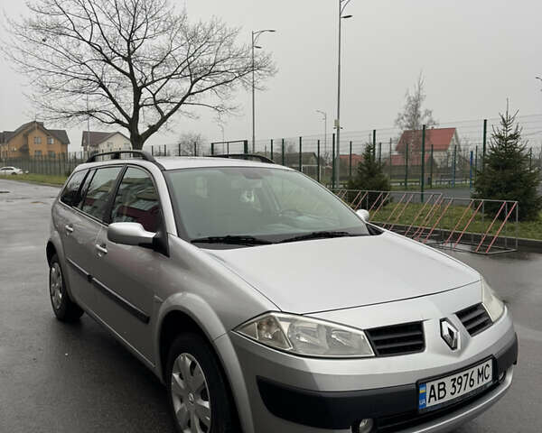 Сірий Рено Меган, об'ємом двигуна 1.6 л та пробігом 241 тис. км за 5300 $, фото 3 на Automoto.ua