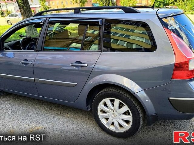 Серый Рено Меган, объемом двигателя 1.6 л и пробегом 378 тыс. км за 4200 $, фото 2 на Automoto.ua