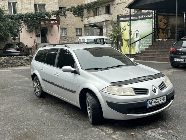 Серый Рено Меган, объемом двигателя 1.5 л и пробегом 300 тыс. км за 4800 $, фото 2 на Automoto.ua
