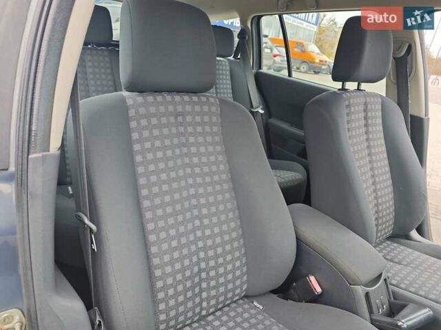 Серый Рено Меган, объемом двигателя 1.6 л и пробегом 190 тыс. км за 5550 $, фото 26 на Automoto.ua