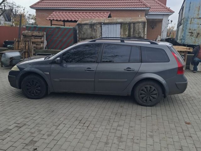 Серый Рено Меган, объемом двигателя 1.5 л и пробегом 360 тыс. км за 4450 $, фото 1 на Automoto.ua