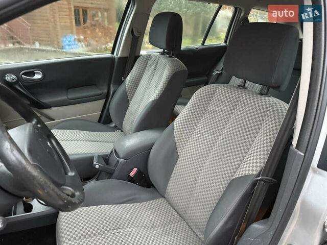 Серый Рено Меган, объемом двигателя 1.46 л и пробегом 265 тыс. км за 4400 $, фото 7 на Automoto.ua