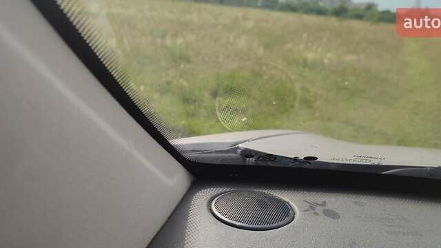 Серый Рено Меган, объемом двигателя 1.6 л и пробегом 289 тыс. км за 5500 $, фото 19 на Automoto.ua