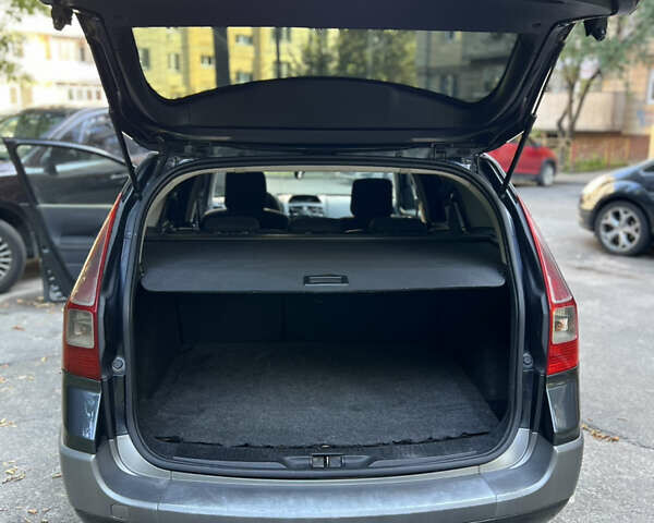 Сірий Рено Меган, об'ємом двигуна 1.5 л та пробігом 390 тис. км за 5500 $, фото 10 на Automoto.ua