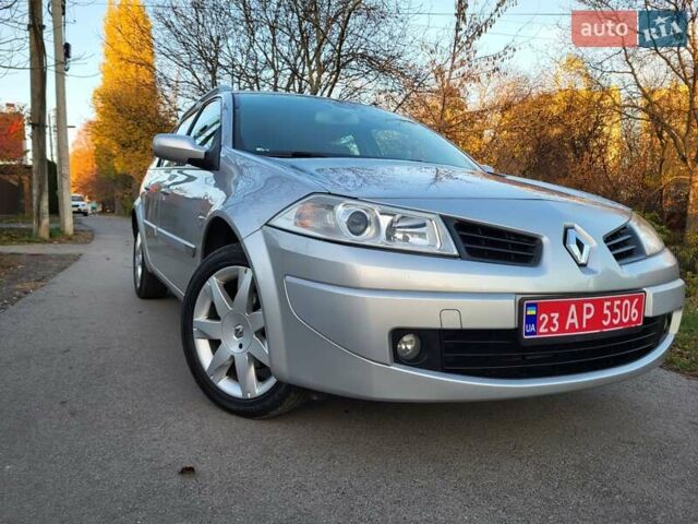 Серый Рено Меган, объемом двигателя 1.6 л и пробегом 182 тыс. км за 5700 $, фото 7 на Automoto.ua