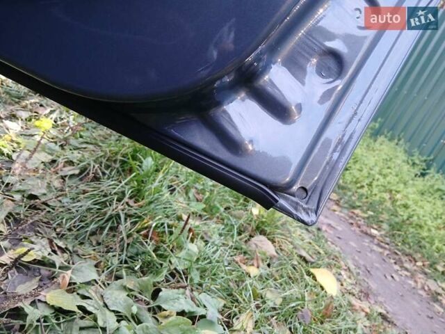 Рено Меган 2006 в Конотопе на Automoto.ua Серый Рено Меган, объемом двигателя 2 л и пробегом 219 тыс. км за 5600 $, фото 13 на Automoto.ua