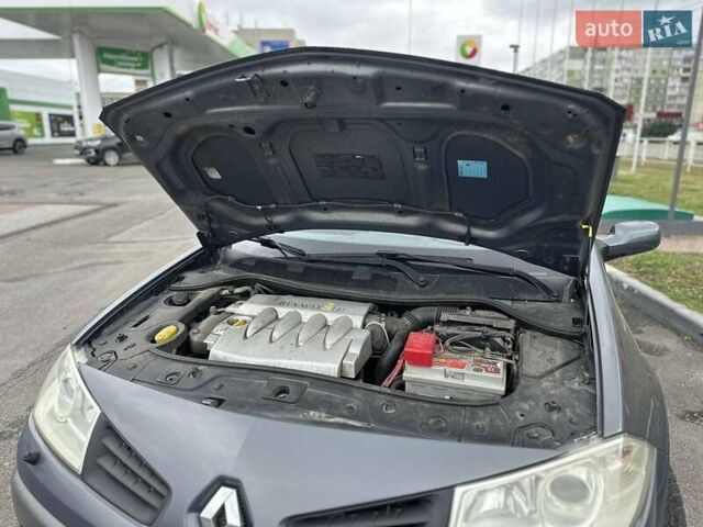 Сірий Рено Меган, об'ємом двигуна 1.6 л та пробігом 171 тис. км за 5500 $, фото 8 на Automoto.ua