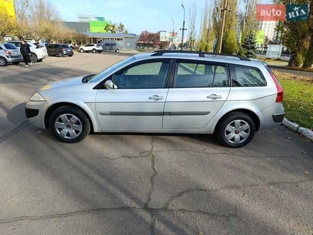 Серый Рено Меган, объемом двигателя 1.6 л и пробегом 210 тыс. км за 4650 $, фото 3 на Automoto.ua