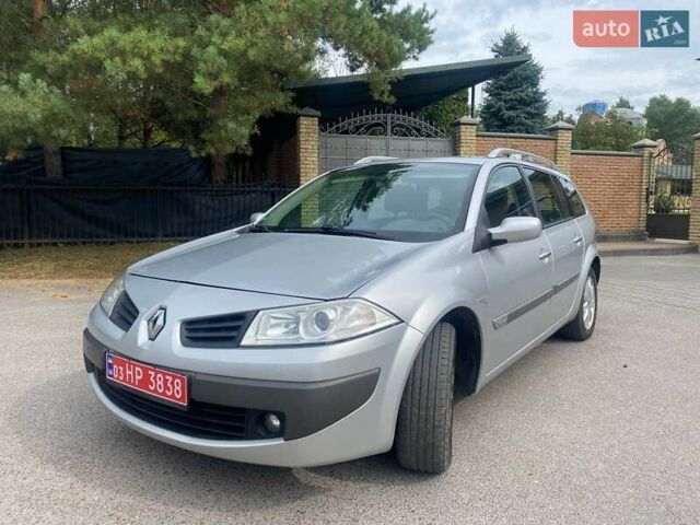 Сірий Рено Меган, об'ємом двигуна 1.6 л та пробігом 231 тис. км за 5350 $, фото 2 на Automoto.ua