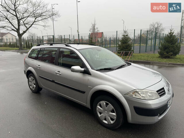 Сірий Рено Меган, об'ємом двигуна 1.6 л та пробігом 241 тис. км за 5300 $, фото 4 на Automoto.ua