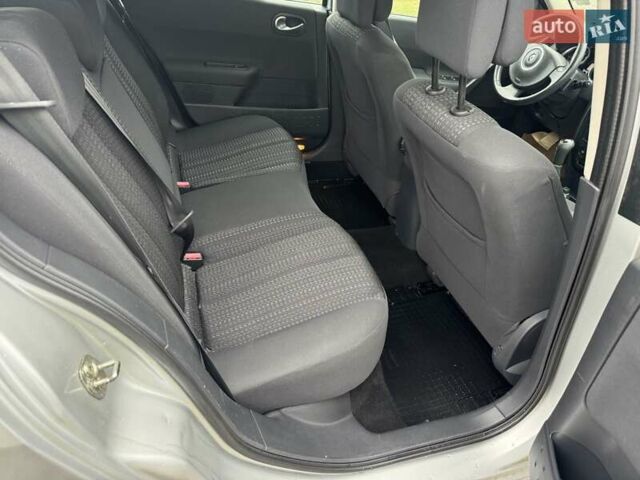 Сірий Рено Меган, об'ємом двигуна 1.6 л та пробігом 216 тис. км за 5400 $, фото 29 на Automoto.ua