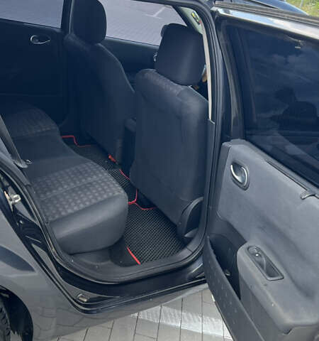 Серый Рено Меган, объемом двигателя 1.6 л и пробегом 229 тыс. км за 4999 $, фото 9 на Automoto.ua