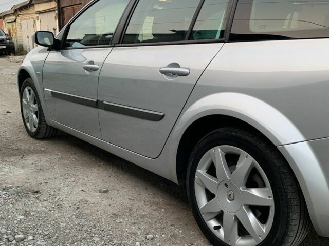 Сірий Рено Меган, об'ємом двигуна 1.6 л та пробігом 191 тис. км за 6100 $, фото 7 на Automoto.ua