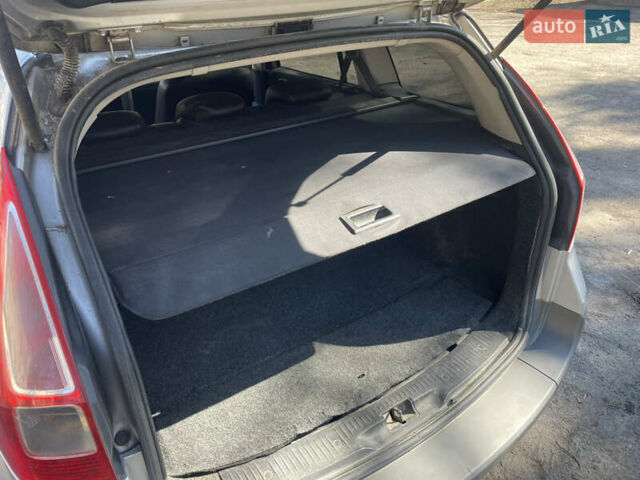 Серый Рено Меган, объемом двигателя 1.9 л и пробегом 300 тыс. км за 4500 $, фото 9 на Automoto.ua