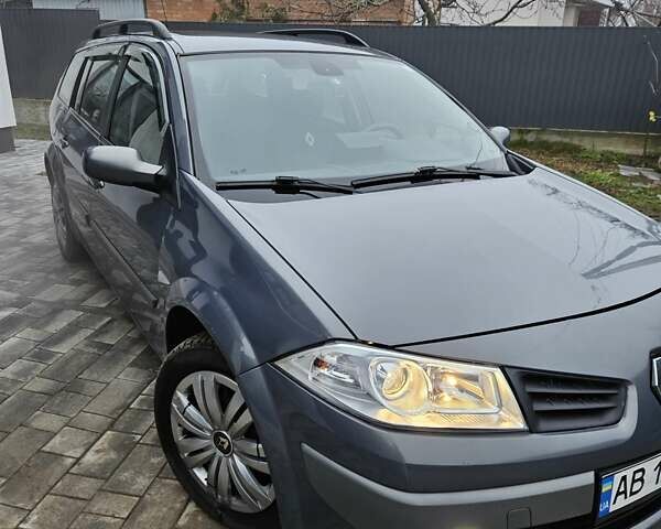 Серый Рено Меган, объемом двигателя 1.6 л и пробегом 257 тыс. км за 6500 $, фото 5 на Automoto.ua