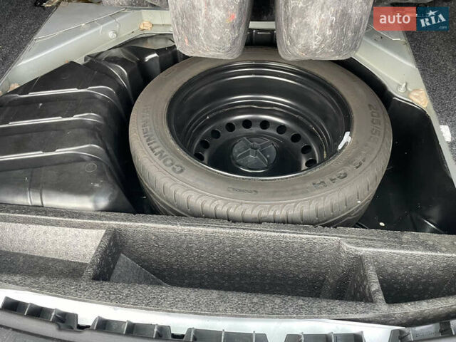 Серый Рено Меган, объемом двигателя 1.6 л и пробегом 196 тыс. км за 5500 $, фото 26 на Automoto.ua