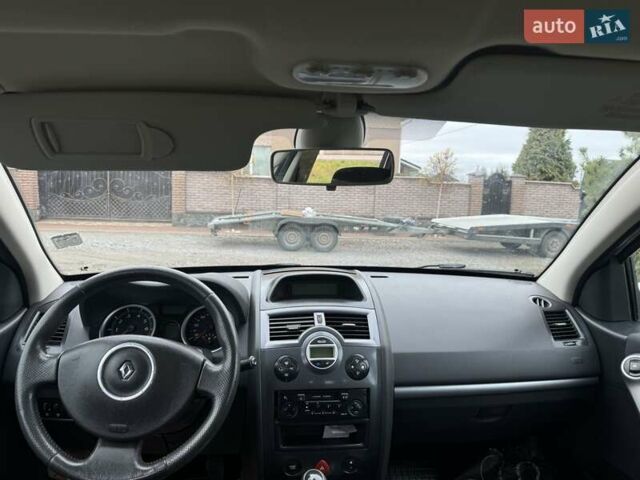 Сірий Рено Меган, об'ємом двигуна 1.6 л та пробігом 216 тис. км за 5400 $, фото 13 на Automoto.ua