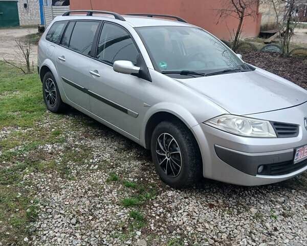 Сірий Рено Меган, об'ємом двигуна 1.6 л та пробігом 186 тис. км за 6000 $, фото 2 на Automoto.ua