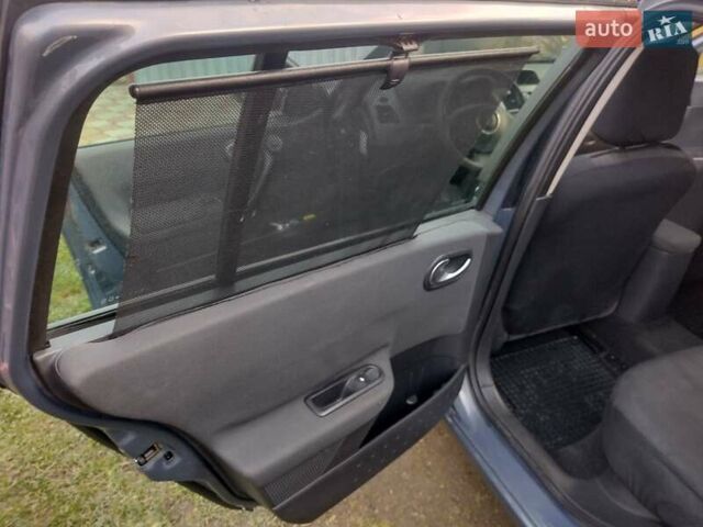 Сірий Рено Меган, об'ємом двигуна 1.46 л та пробігом 314 тис. км за 4000 $, фото 13 на Automoto.ua