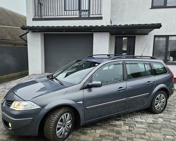 Серый Рено Меган, объемом двигателя 1.6 л и пробегом 257 тыс. км за 6500 $, фото 2 на Automoto.ua