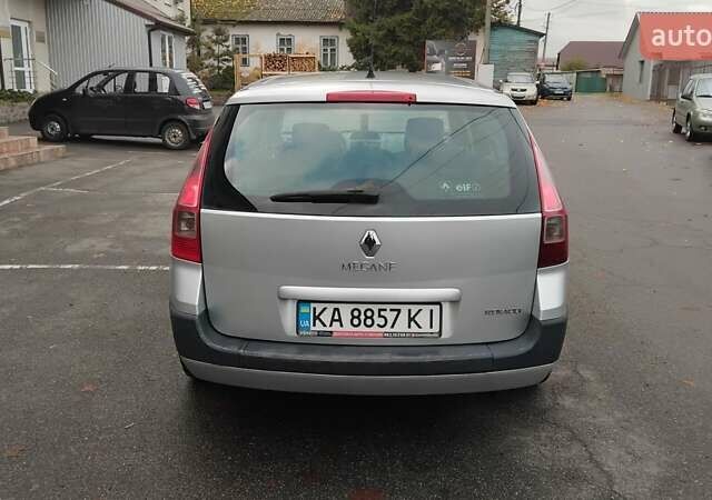 Рено Меган 2006 у Чернігові на Automoto.ua Сірий Рено Меган, об'ємом двигуна 1.39 л та пробігом 284 тис. км за 3900 $, фото 2 на Automoto.ua
