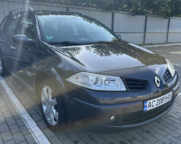 Серый Рено Меган, объемом двигателя 1.6 л и пробегом 235 тыс. км за 5200 $, фото 4 на Automoto.ua