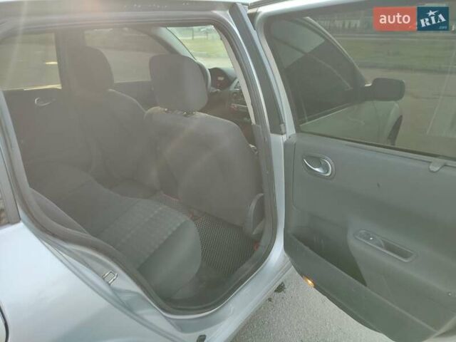 Сірий Рено Меган, об'ємом двигуна 1.6 л та пробігом 267 тис. км за 4800 $, фото 13 на Automoto.ua