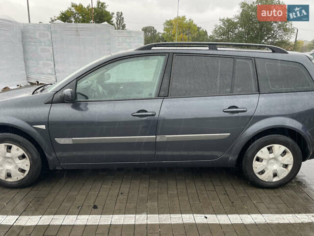 Сірий Рено Меган, об'ємом двигуна 1.59 л та пробігом 282 тис. км за 5500 $, фото 9 на Automoto.ua