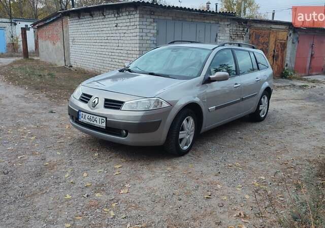 Рено Меган 2006 в Харькове на Automoto.ua Серый Рено Меган, объемом двигателя 1.6 л и пробегом 177 тыс. км за 5700 $, фото 7 на Automoto.ua