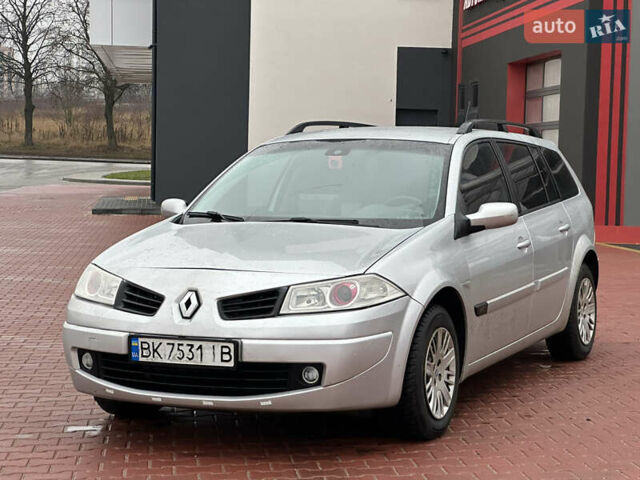 Серый Рено Меган, объемом двигателя 1.5 л и пробегом 325 тыс. км за 4950 $, фото 5 на Automoto.ua