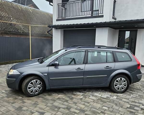 Серый Рено Меган, объемом двигателя 1.6 л и пробегом 257 тыс. км за 6500 $, фото 1 на Automoto.ua