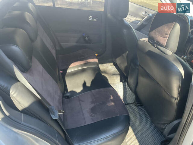 Серый Рено Меган, объемом двигателя 1.9 л и пробегом 300 тыс. км за 4500 $, фото 15 на Automoto.ua