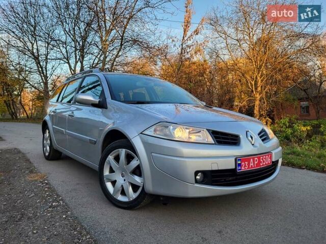 Серый Рено Меган, объемом двигателя 1.6 л и пробегом 182 тыс. км за 5700 $, фото 20 на Automoto.ua