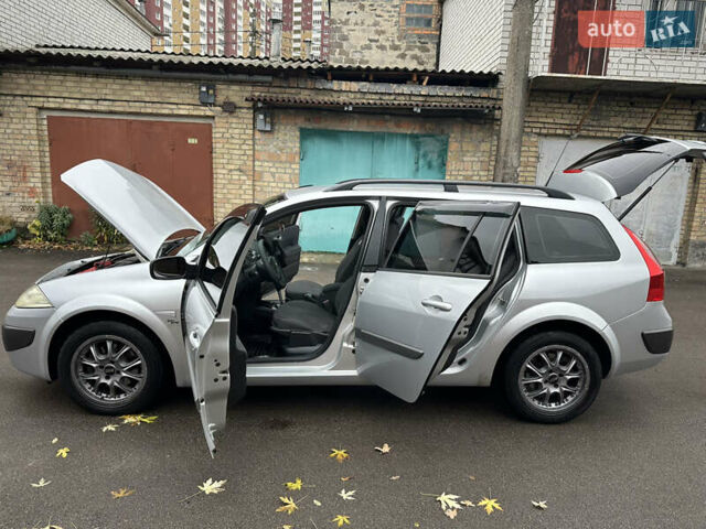 Сірий Рено Меган, об'ємом двигуна 1.6 л та пробігом 285 тис. км за 4850 $, фото 19 на Automoto.ua