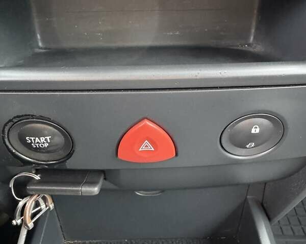 Серый Рено Меган, объемом двигателя 1.87 л и пробегом 243 тыс. км за 5800 $, фото 24 на Automoto.ua