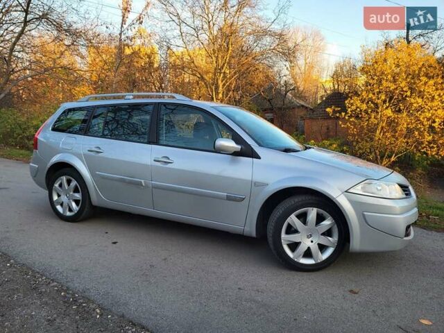 Серый Рено Меган, объемом двигателя 1.6 л и пробегом 182 тыс. км за 5700 $, фото 25 на Automoto.ua