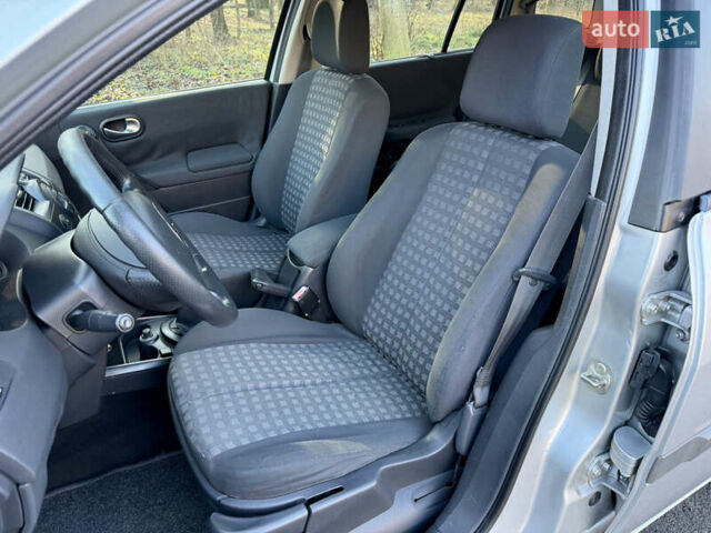 Серый Рено Меган, объемом двигателя 1.6 л и пробегом 248 тыс. км за 4900 $, фото 6 на Automoto.ua