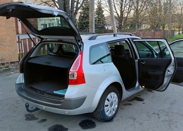 Сірий Рено Меган, об'ємом двигуна 1.6 л та пробігом 200 тис. км за 5900 $, фото 5 на Automoto.ua