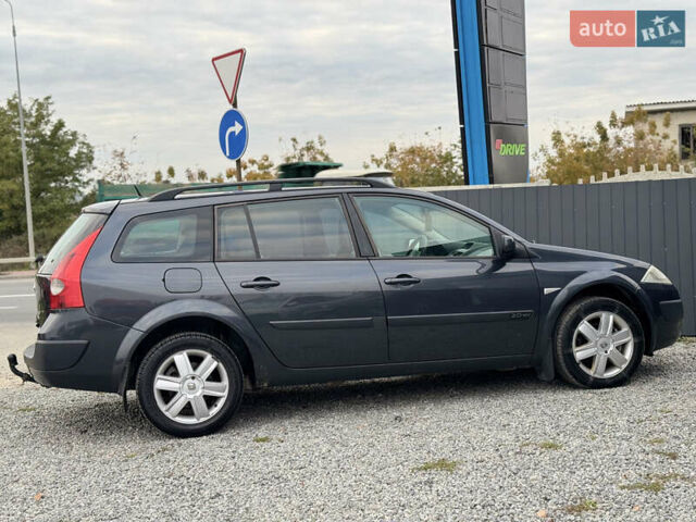 Рено Меган 2006 у Тернополі на Automoto.ua Сірий Рено Меган, об'ємом двигуна 2 л та пробігом 250 тис. км за 4600 $, фото 67 на Automoto.ua